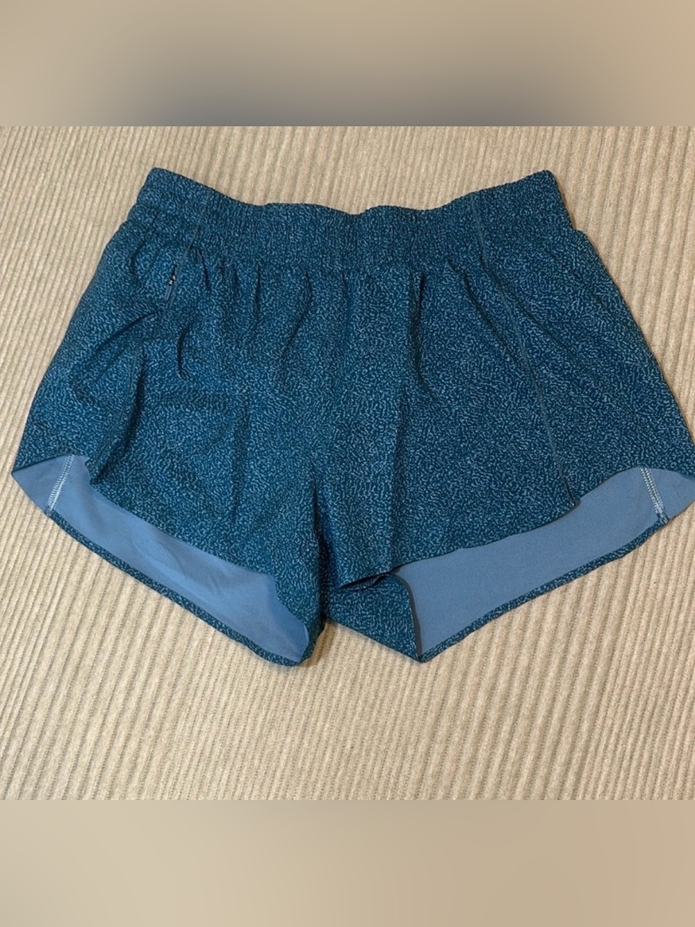 Athleta Hustle 3” Short (XS)